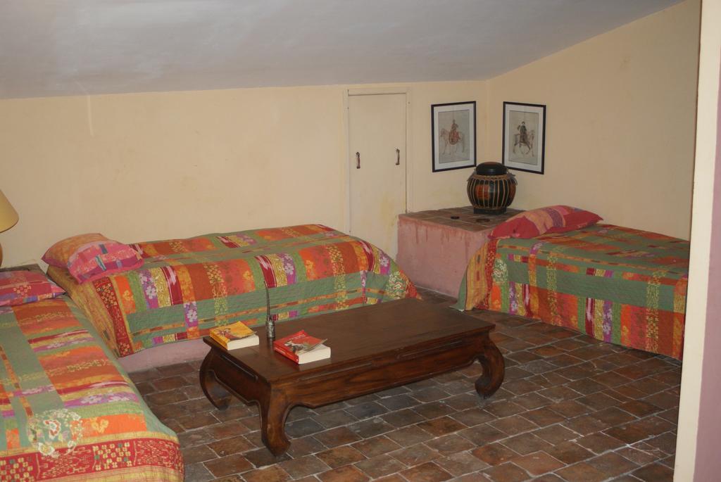 Demeure De Digoine "Chambre D'Hotes" Bourg-Saint-Andéol Esterno foto